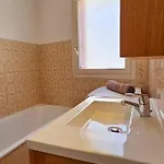 T2 Dernier Etage Avec Terrasse A 5 Min De La نيس
