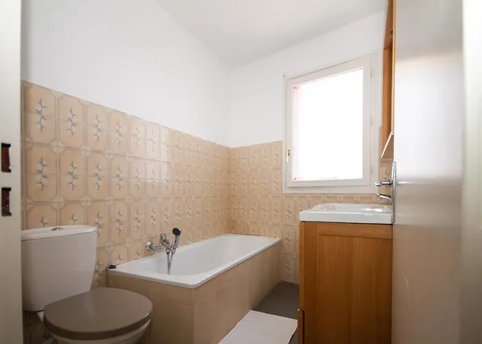 Lägenhet T2 Dernier Etage Avec Terrasse A 5 Min De La