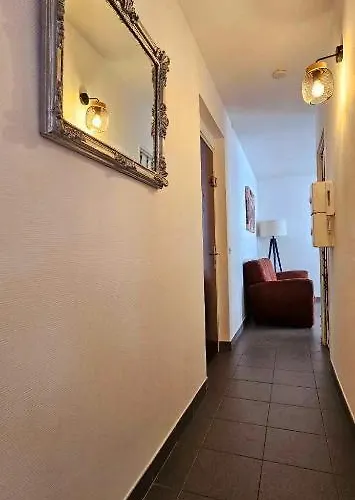 T2 Dernier Etage Avec Terrasse A 5 Min De La アパート ニース